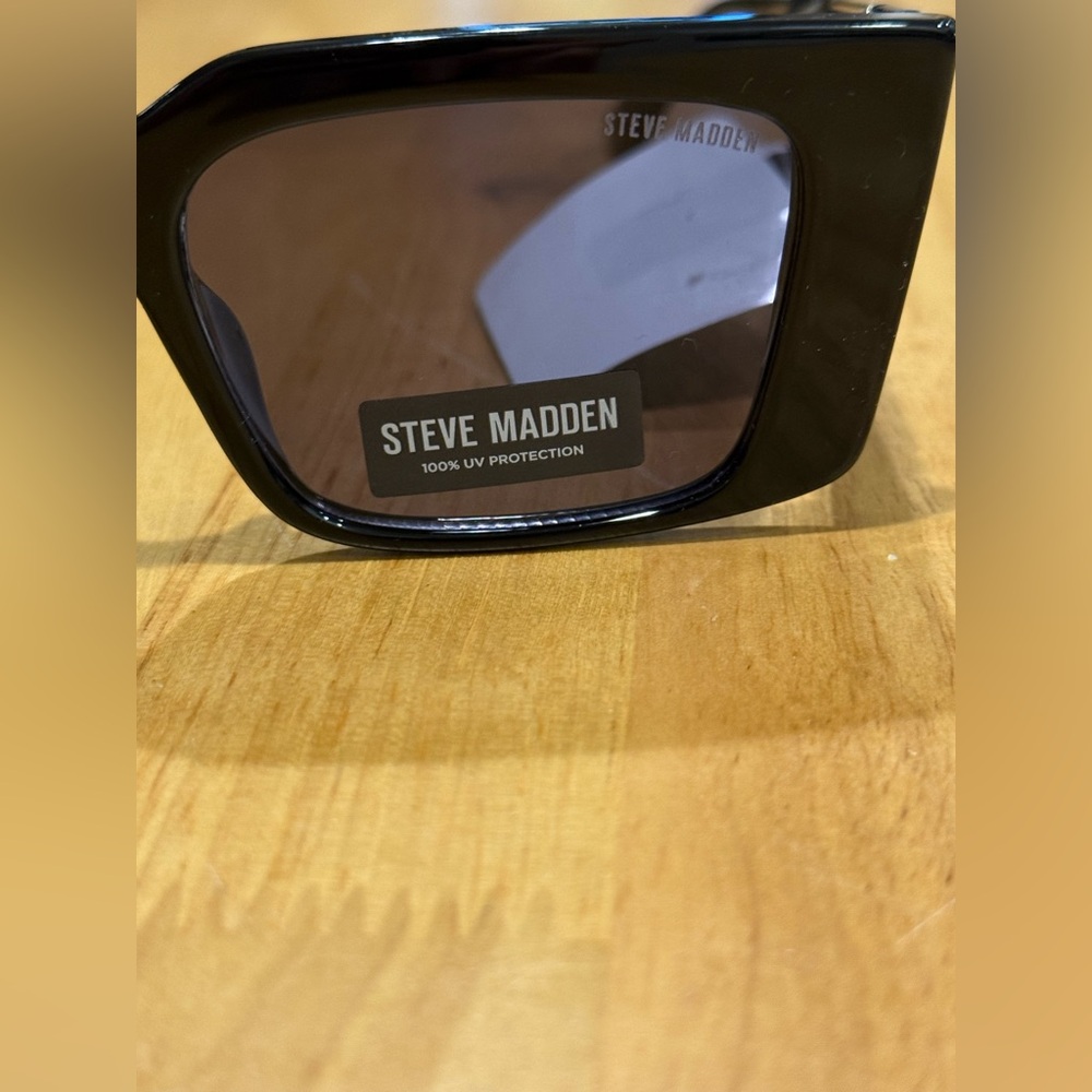 NEW STEVE MADDEN Clyia X17711Women's Sunglasses 100% UV Protection - Picture 2 of 11